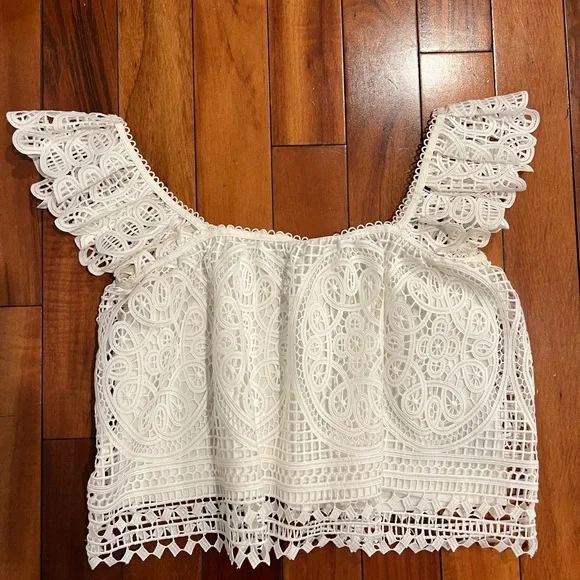 Endless love ⭐️Vici white ruffle top M - Picture 6 of 16